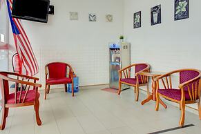 OYO 89985 Js Hotel