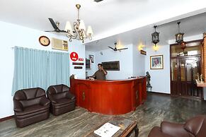 OYO 7829 Santhi inn
