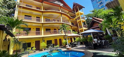 Phratamnak Inn