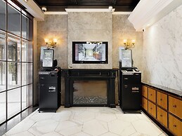 Dream Mansion Hotel