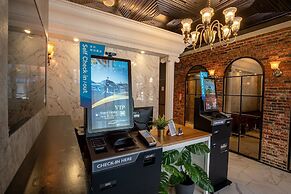 Dream Mansion Hotel