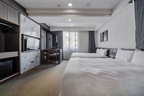 Dream Mansion Hotel