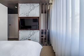Dream Mansion Hotel