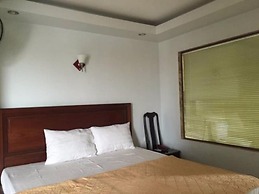 Quynh Trang Hotel