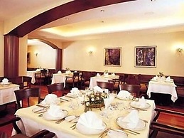 ATAKULE KING HOTEL