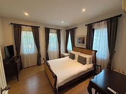 Estella Pool Villas Pattaya