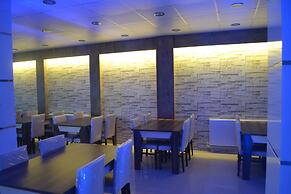 Sener Hotel