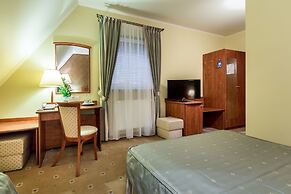 Hotel Krzyski