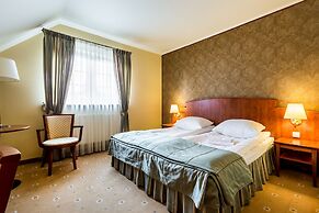 Hotel Krzyski