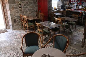 Bergama Tas Konak