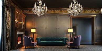 Hotel Royal