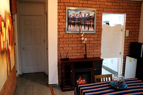 Shunya Apartment