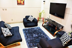 Shunya Apartment