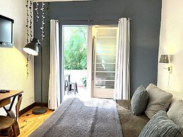 Distrito Condesa Rooms and Studios