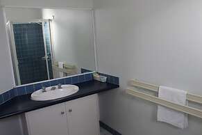Mandurah Ocean Marina Chalets