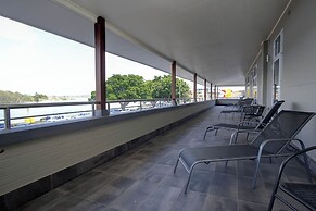 Lakes and Ocean Hotel Forster