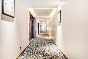 FabHotel High Rise Suites