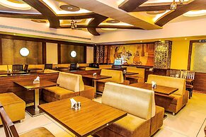 FabHotel High Rise Suites