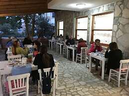 Zeytin Otel Altinoluk
