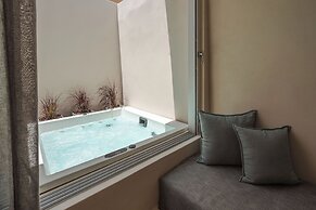 Emery  Hotel