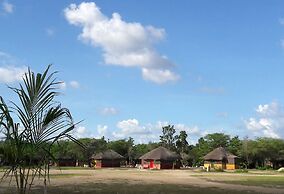 Hakuna Lodge