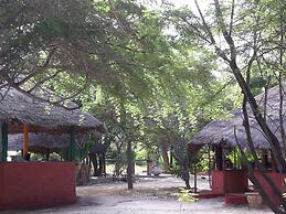 Hakuna Lodge