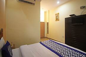 OYO 7147 Hotel Madhur Regency