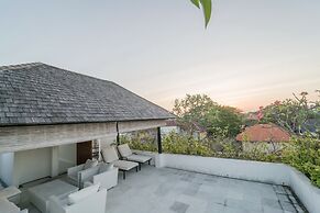 Levi Villa