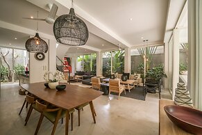 Levi Villa
