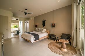 Levi Villa