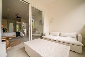 Levi Villa