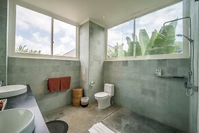 Levi Villa