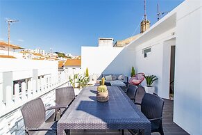 Nesha Flats Ericeira