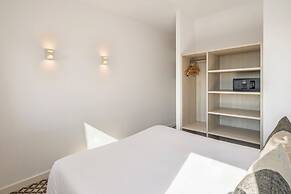 Aspasios Poblenou Apartments