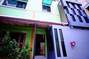 Nap Corner Hostel