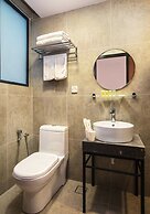 Hotel Twenty 8B