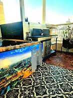 Avi's place