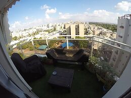 Avi's place