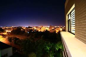 Riverbank Villa