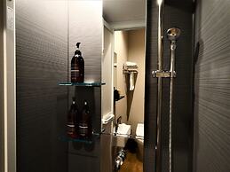 H Hotel