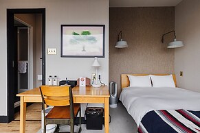 H Hotel