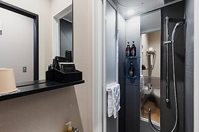 H Hotel