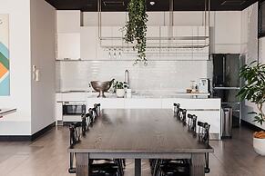 H Hotel