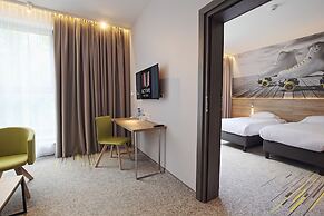 Active Hotel