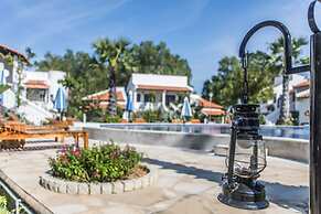 Isabella Resort