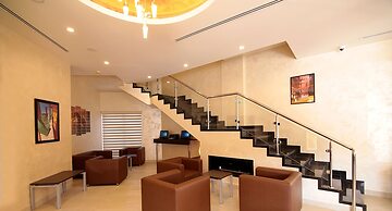 Viola Hotel Suites