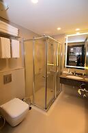 Viola Hotel Suites