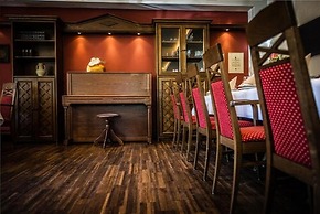 Hotel Rheinischer Hof