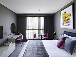 The Chen Melbourne - Art Series