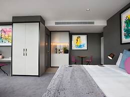 The Chen Melbourne - Art Series